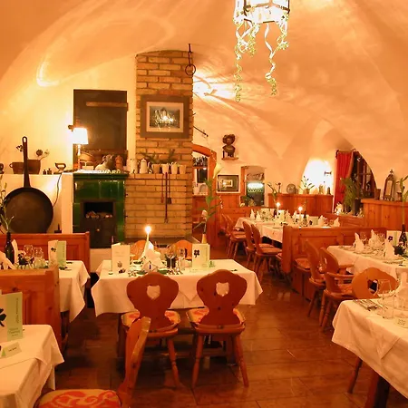 Hotel Schloss Thannegg-3